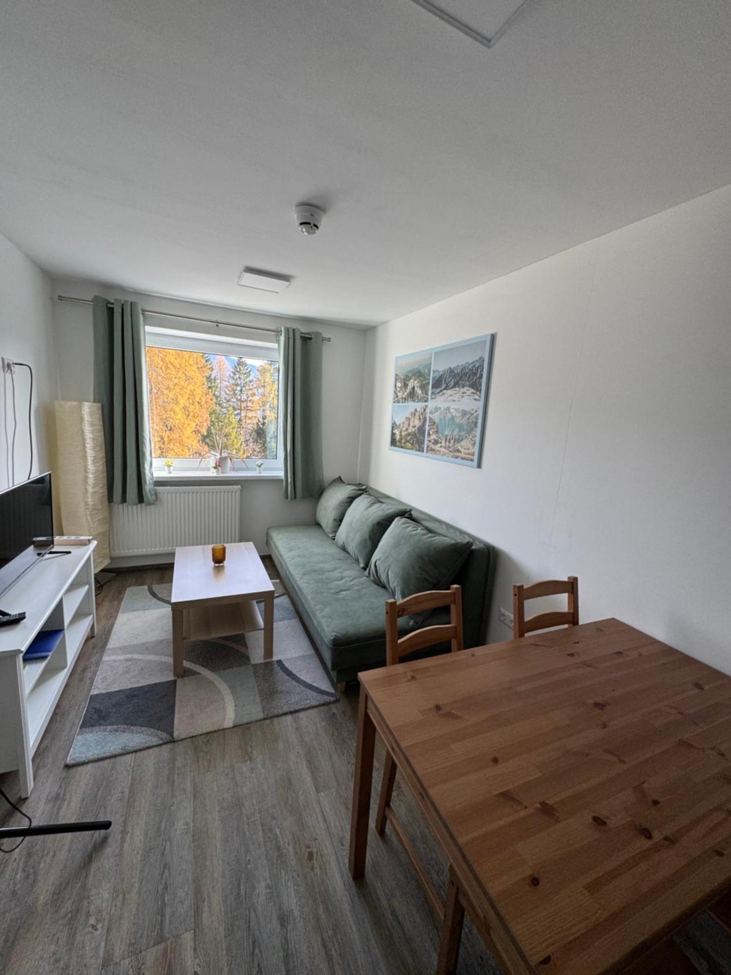 Mountain Hostel *