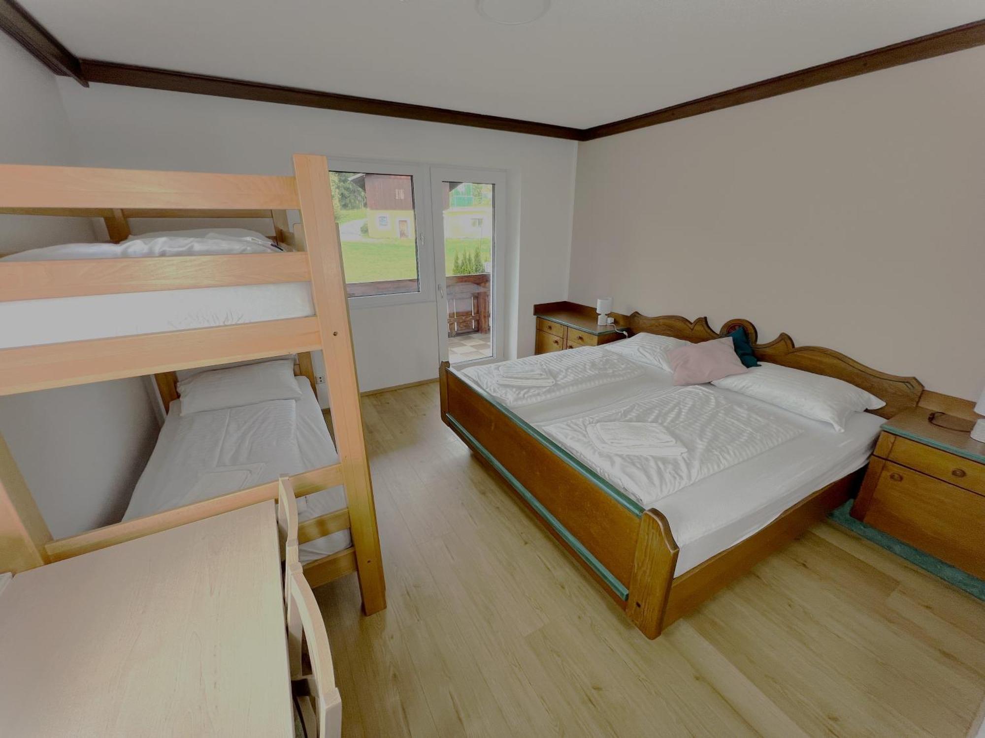Mountain Hostel *